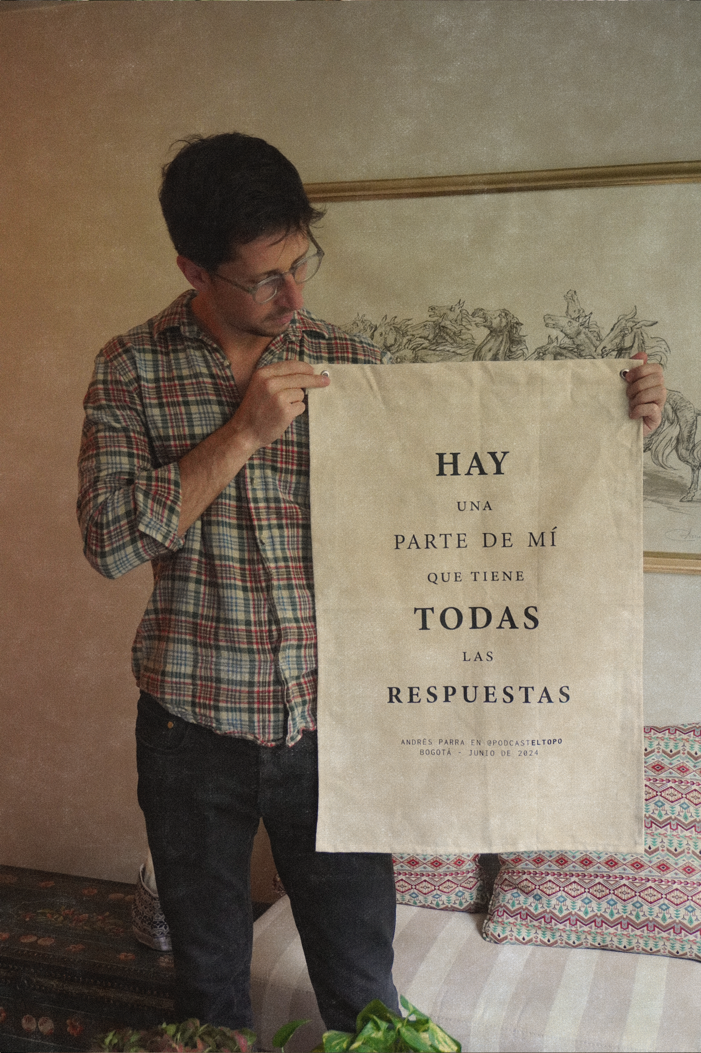 Bandera Hay una parte de mí que tiene todas las respuestas - El Topo